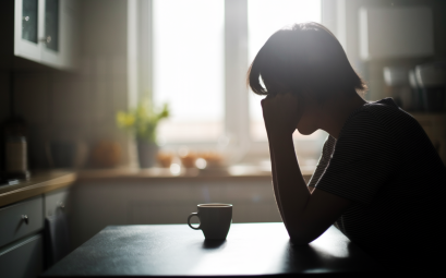 Fatigue persistante : causes médicales souvent négligées